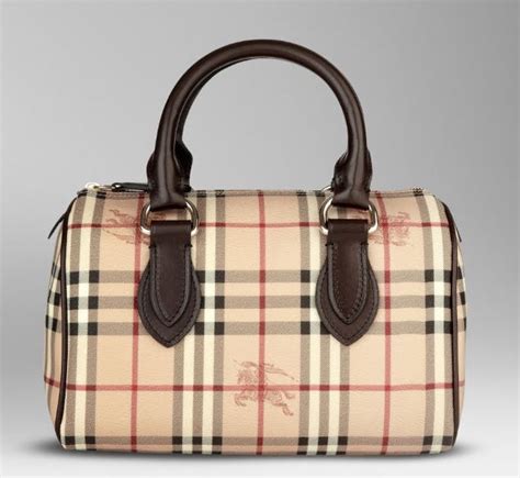 bauletto burberry commento|burberry borse firmate.